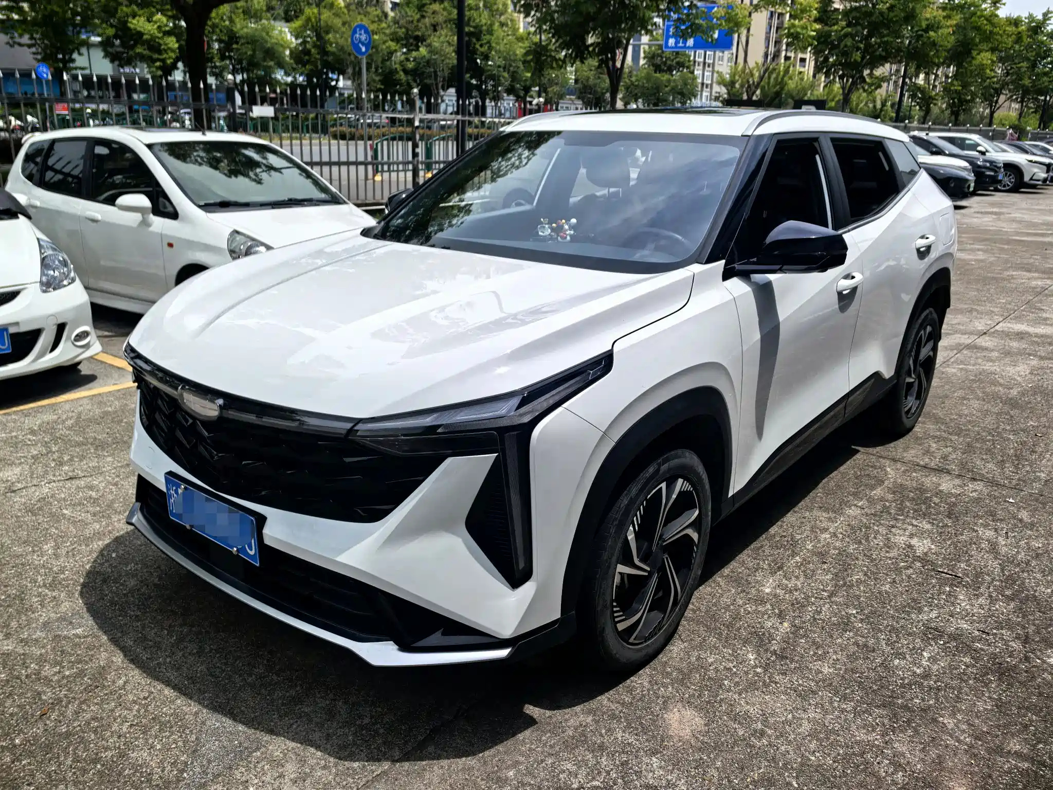 GEELY AUTO BOYUE 2023