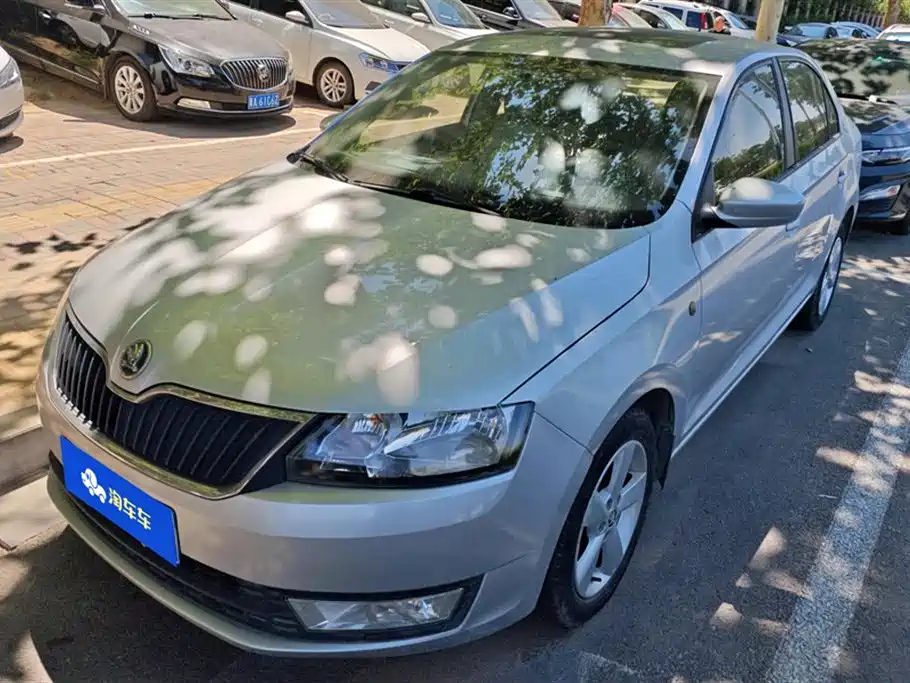 SKODA RAPID 2013