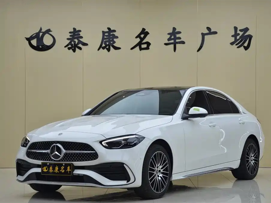 MERCEDES BENZ C-CLASS 2025