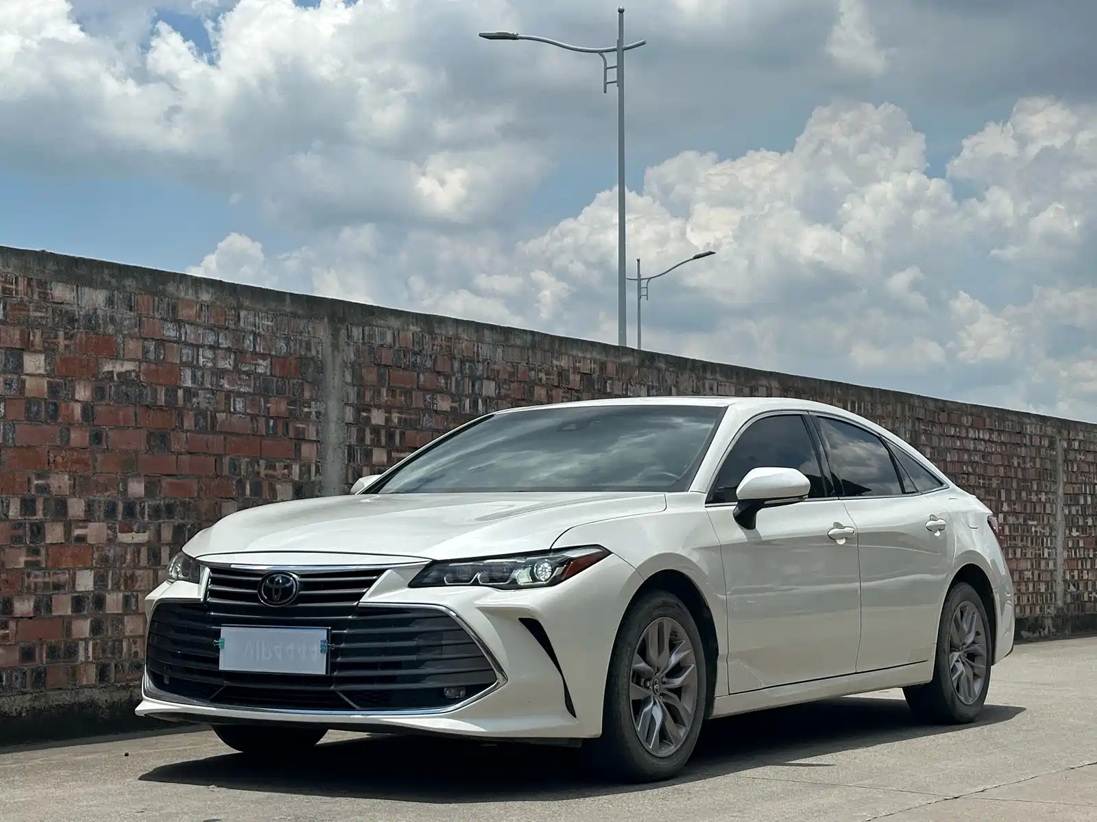TOYOTA AVALON 2019