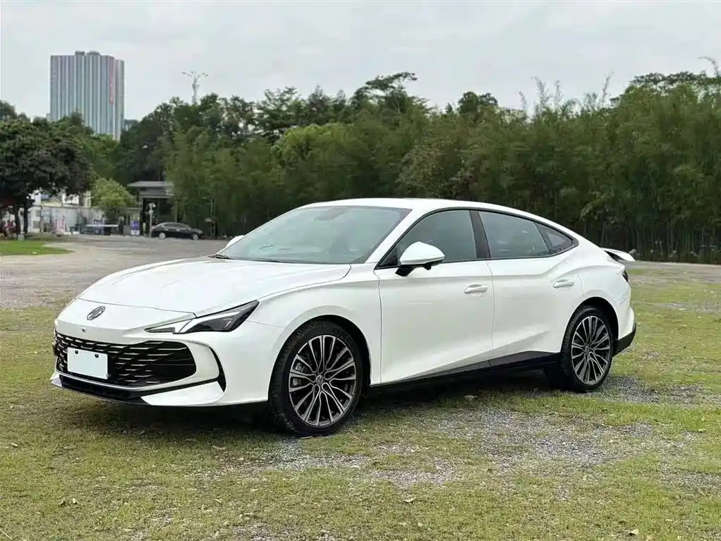 MG MG7 2023