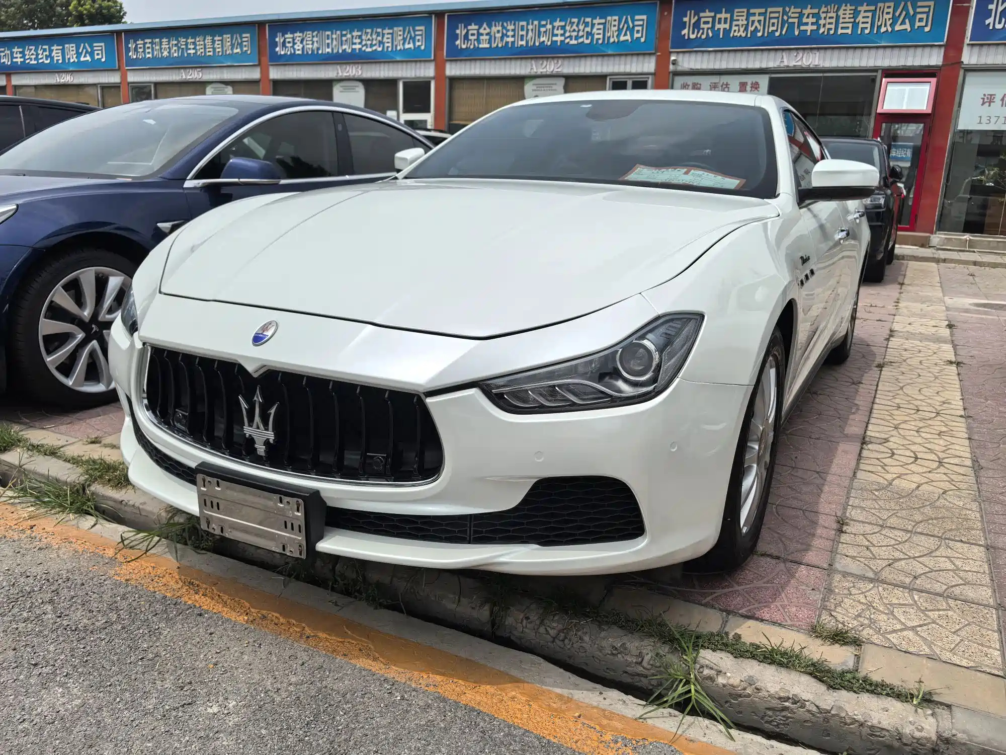 MASERATI GHIBLI 2017