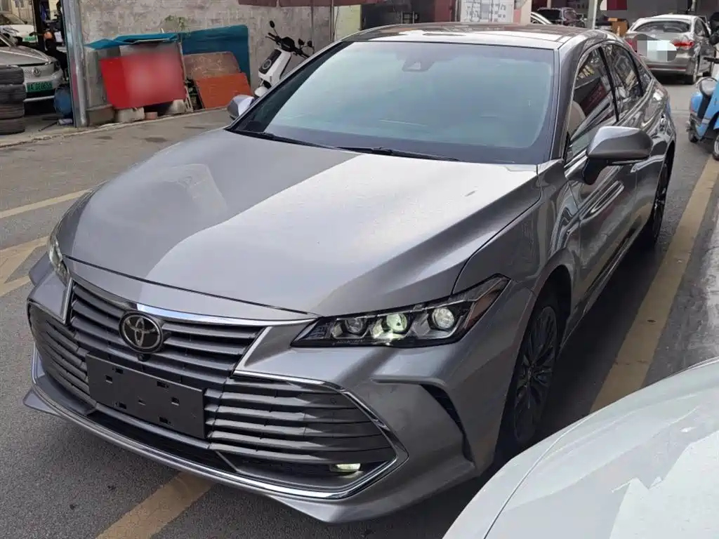 TOYOTA AVALON 2019