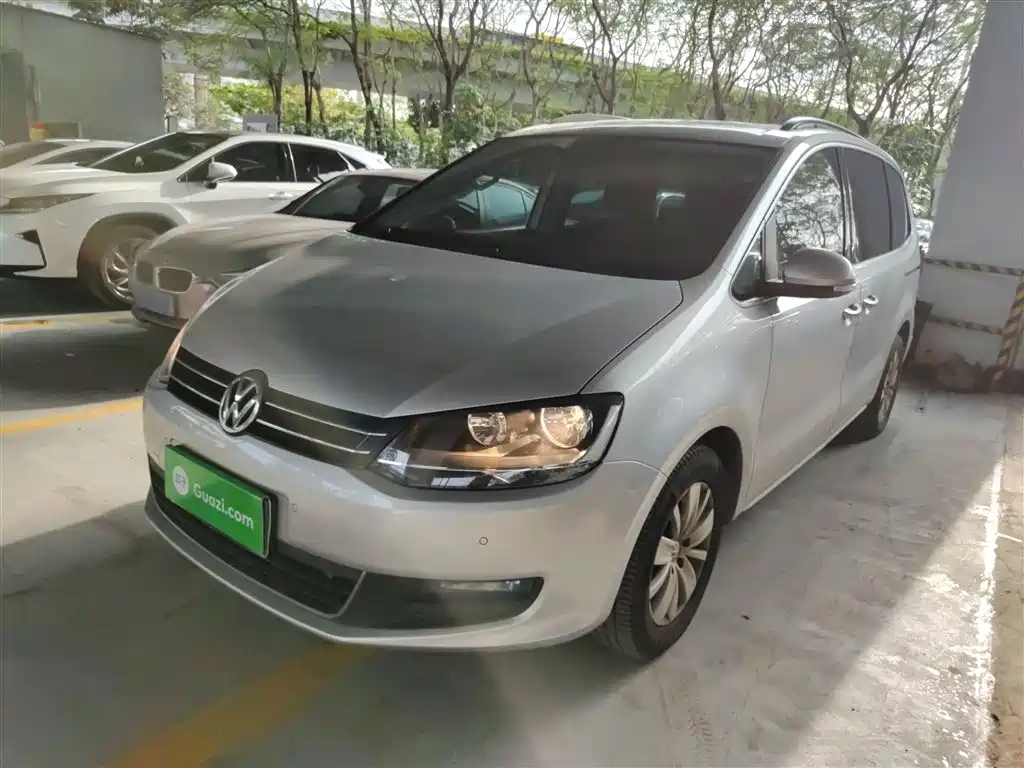 VOLKSWAGEN SHARAN 2013