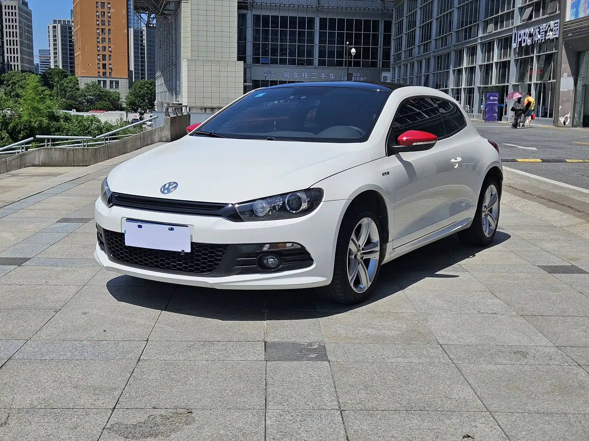 VOLKSWAGEN SCIROCCO 2013