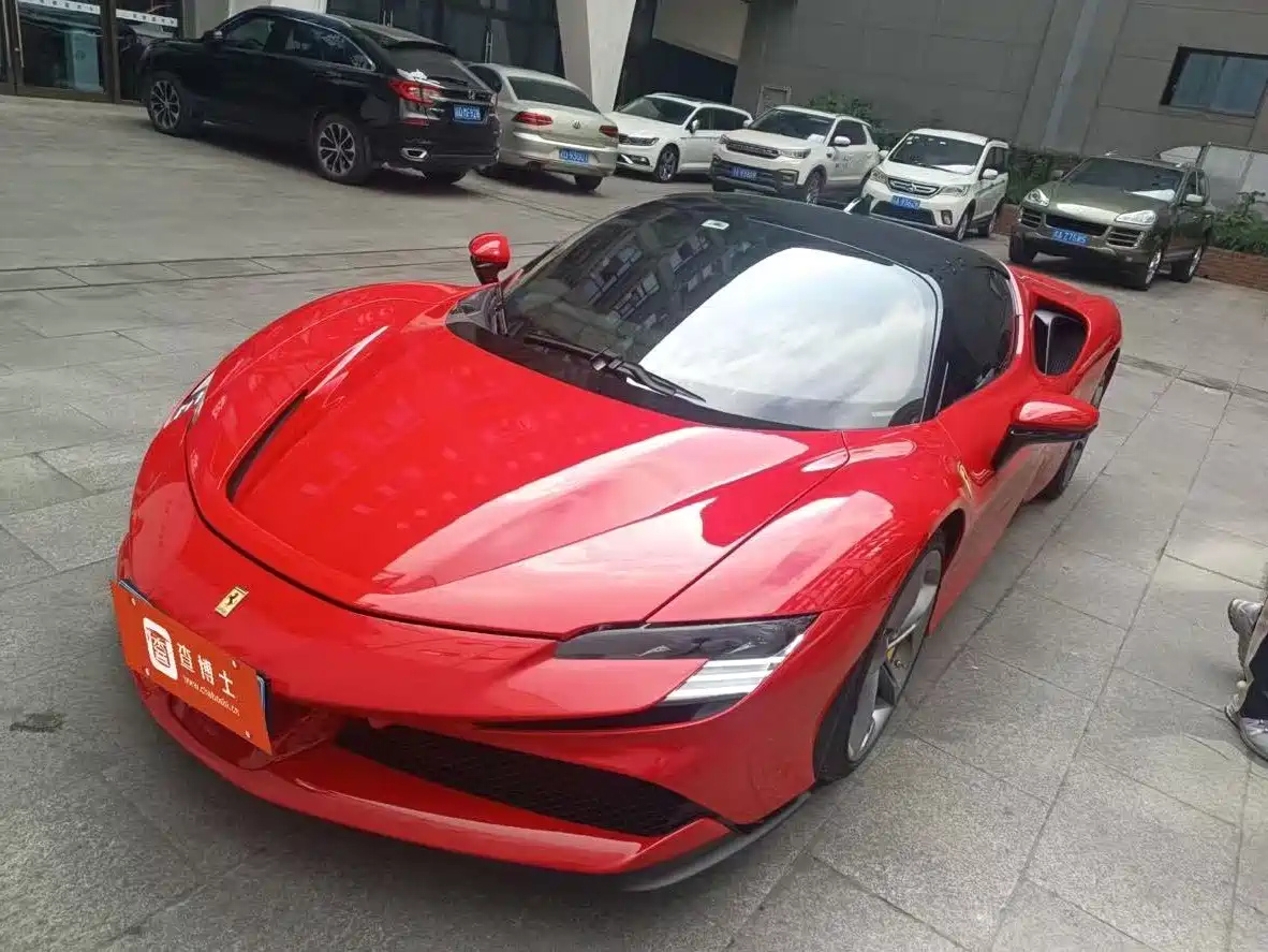 FERRARI SF90 2020