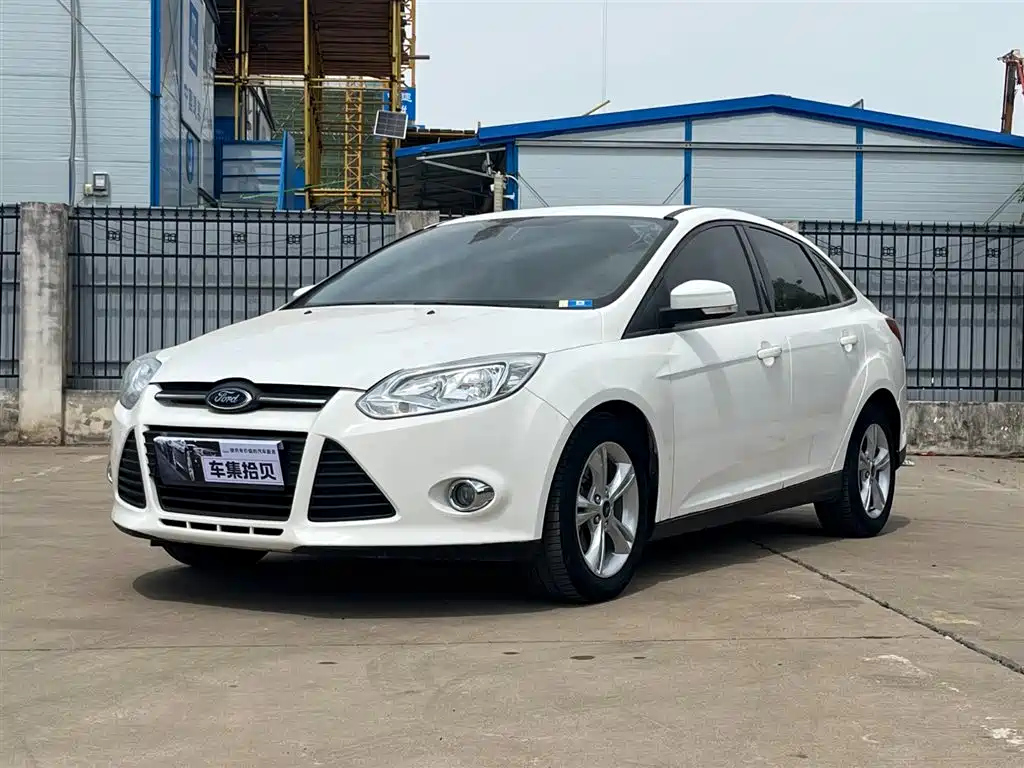 FORD FOCUS 2012