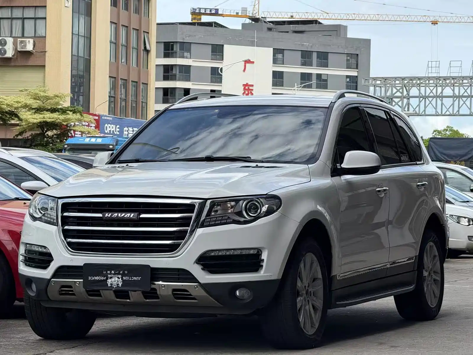 HAVAL H8 2015