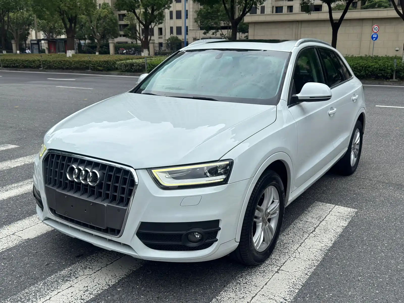 AUDI Q3 2013