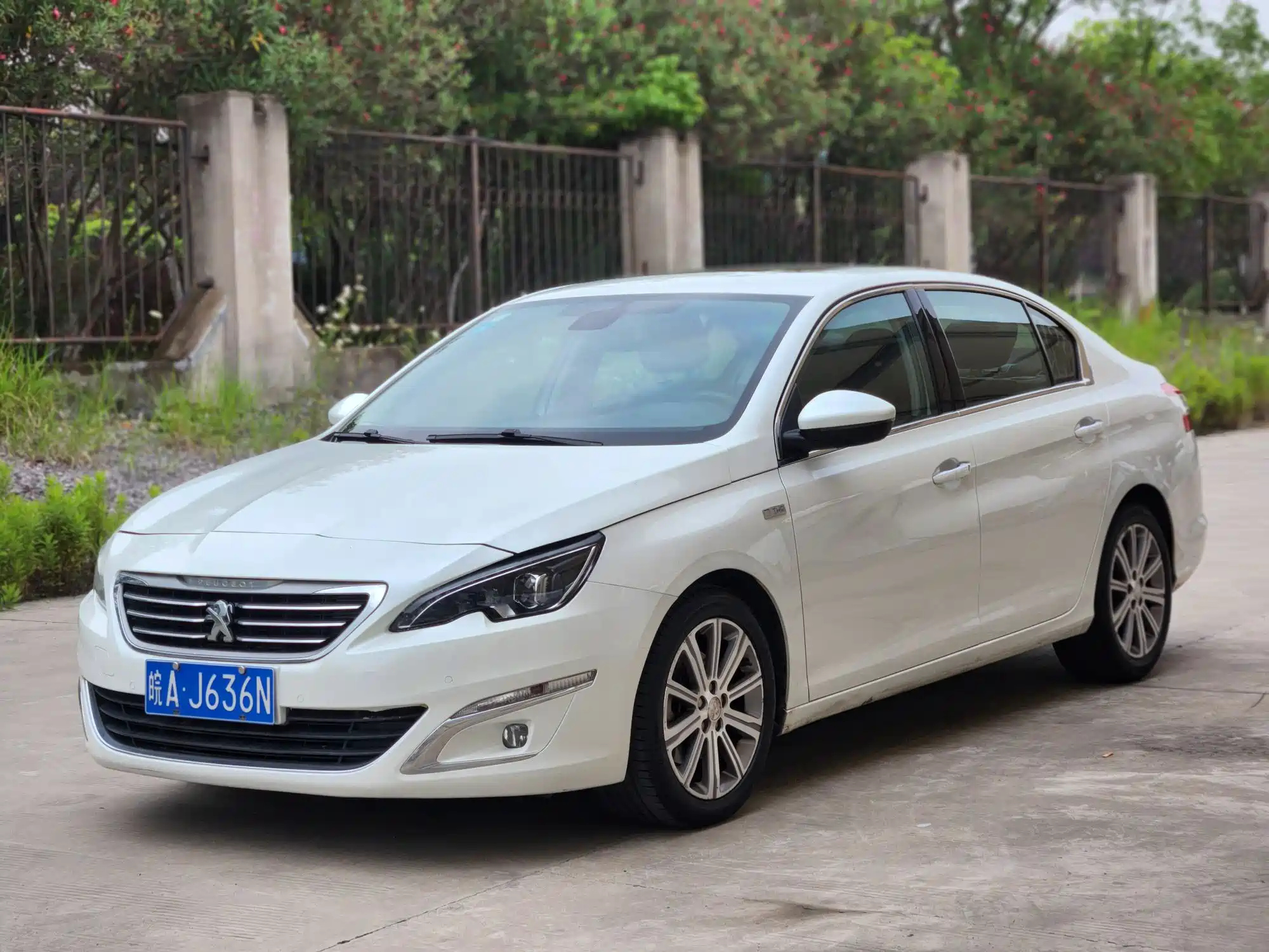 PEUGEOT 408 2014