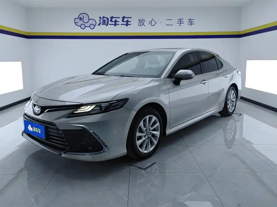 TOYOTA CAMRY 2021