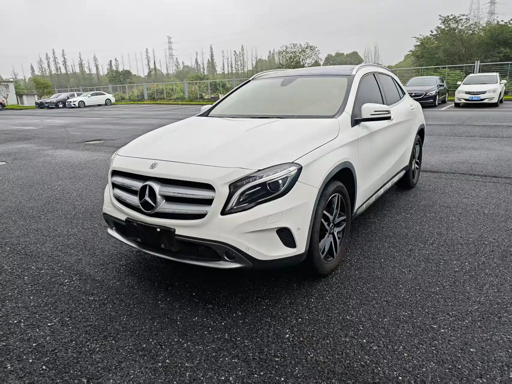 MERCEDES BENZ GLA 2016