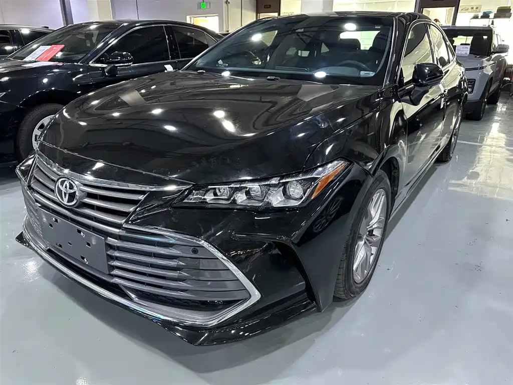TOYOTA AVALON 2019