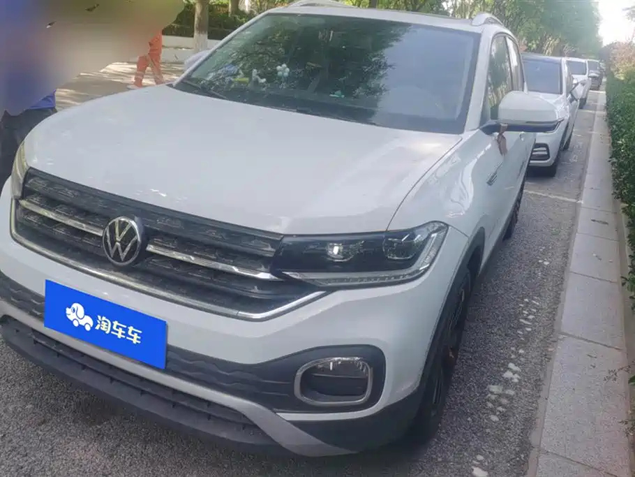 VOLKSWAGEN TACOUA 2020