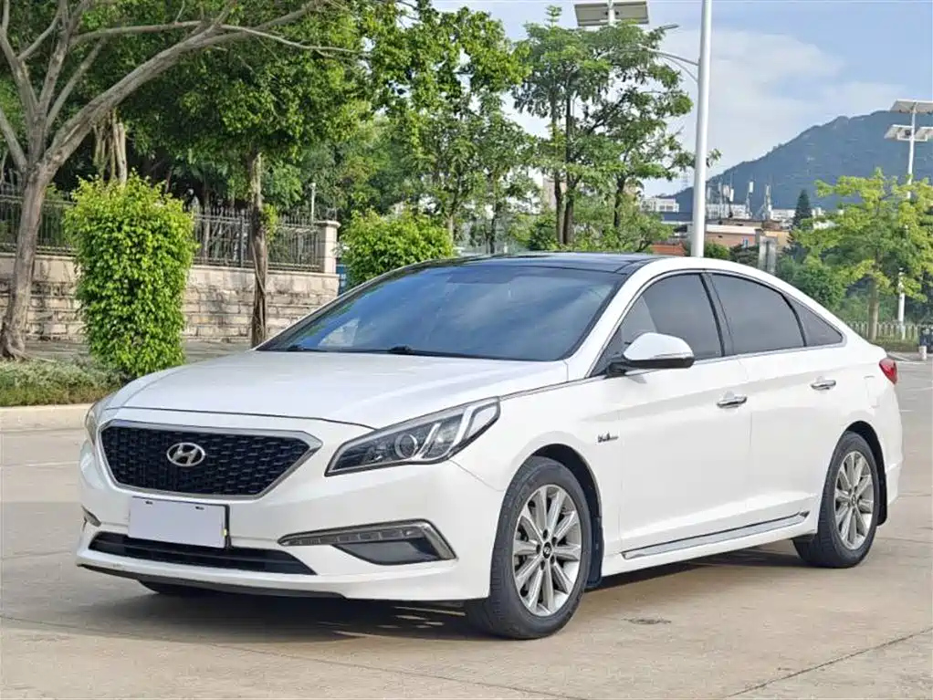 HYUNDAI SONATA 2015