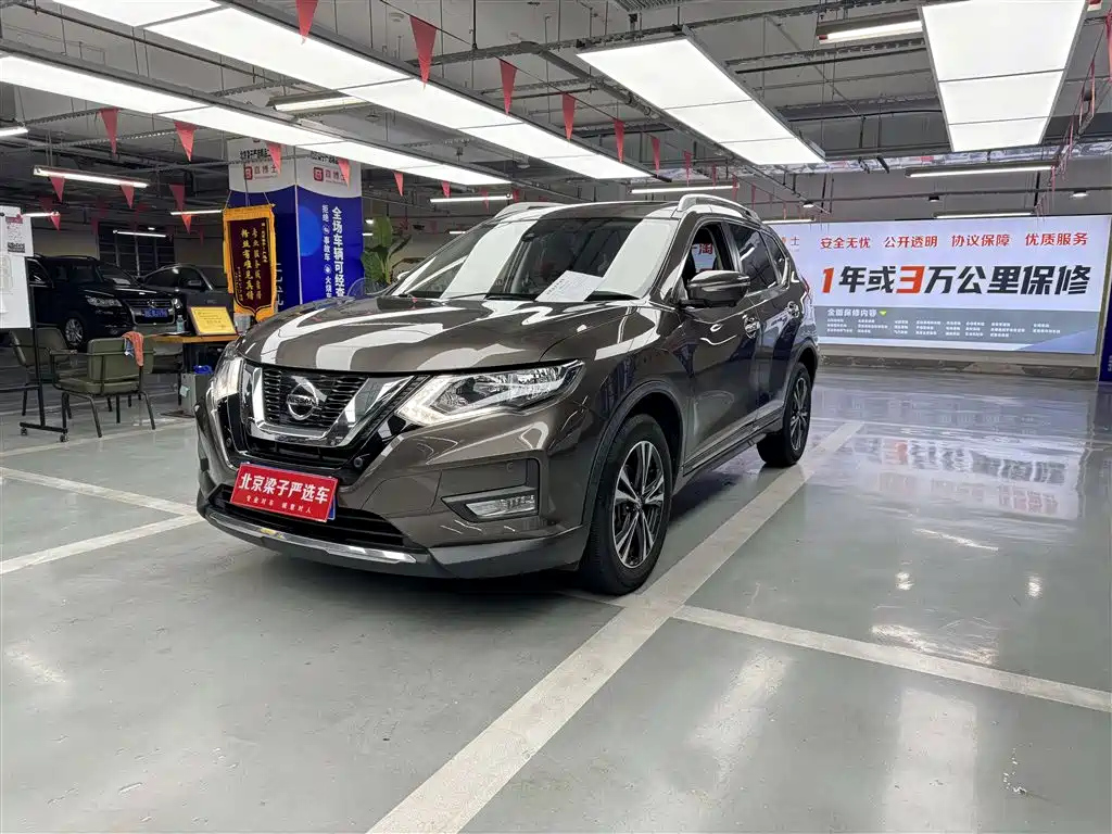 NISSAN X-TRAIL 2019