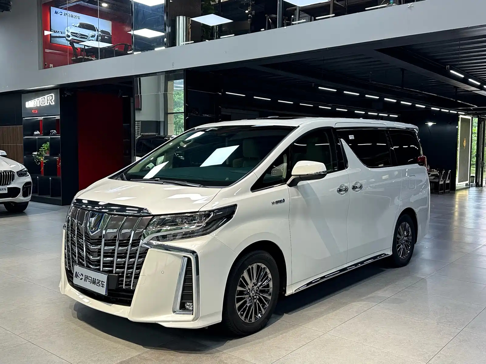 TOYOTA ALPHARD 2023