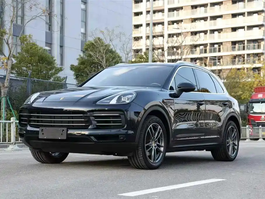 PORSCHE CAYENNE 2020