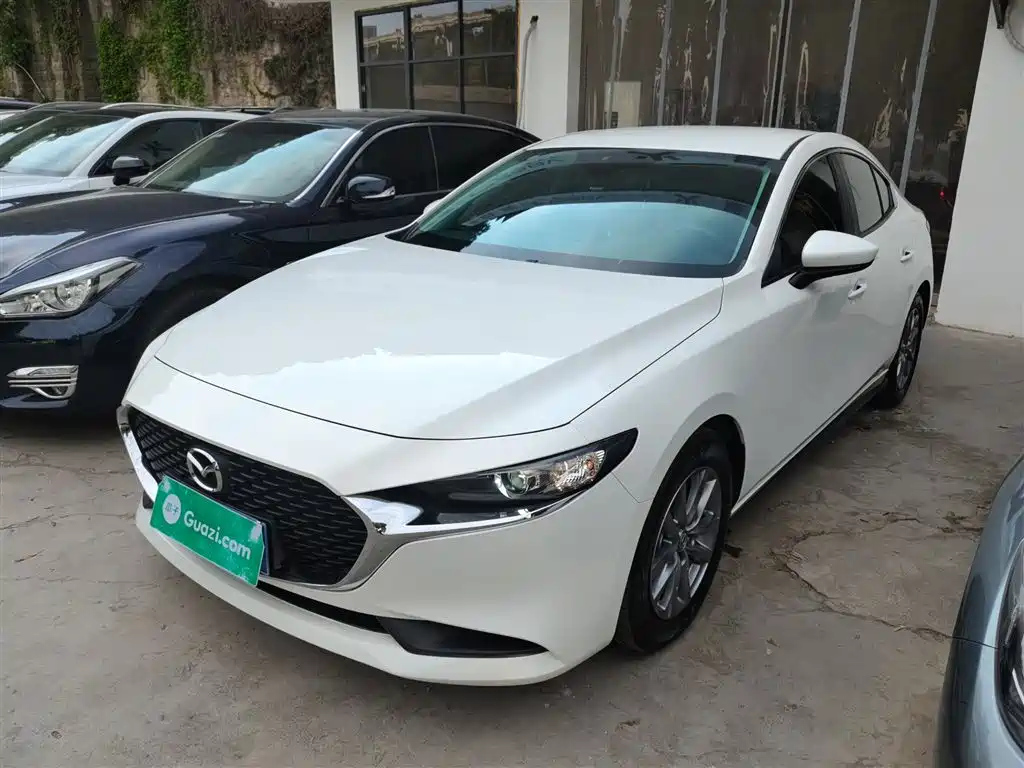 MAZDA 3 AXELA 2021