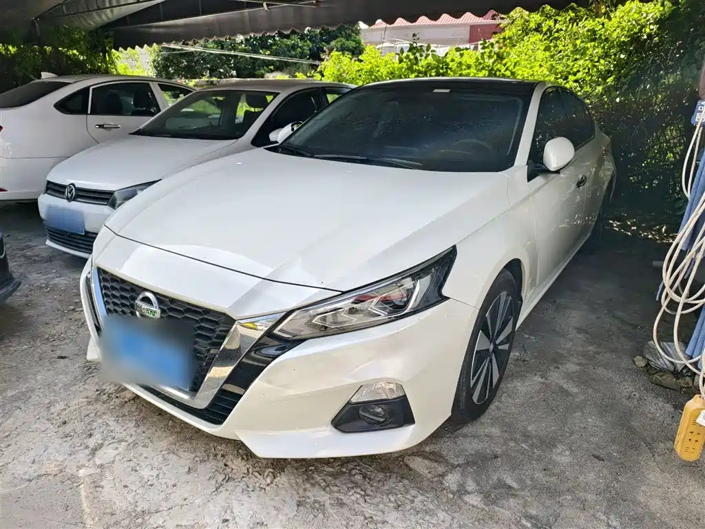 NISSAN TEANA
