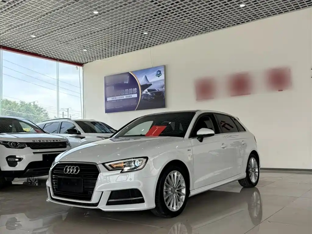 AUDI A3 2017