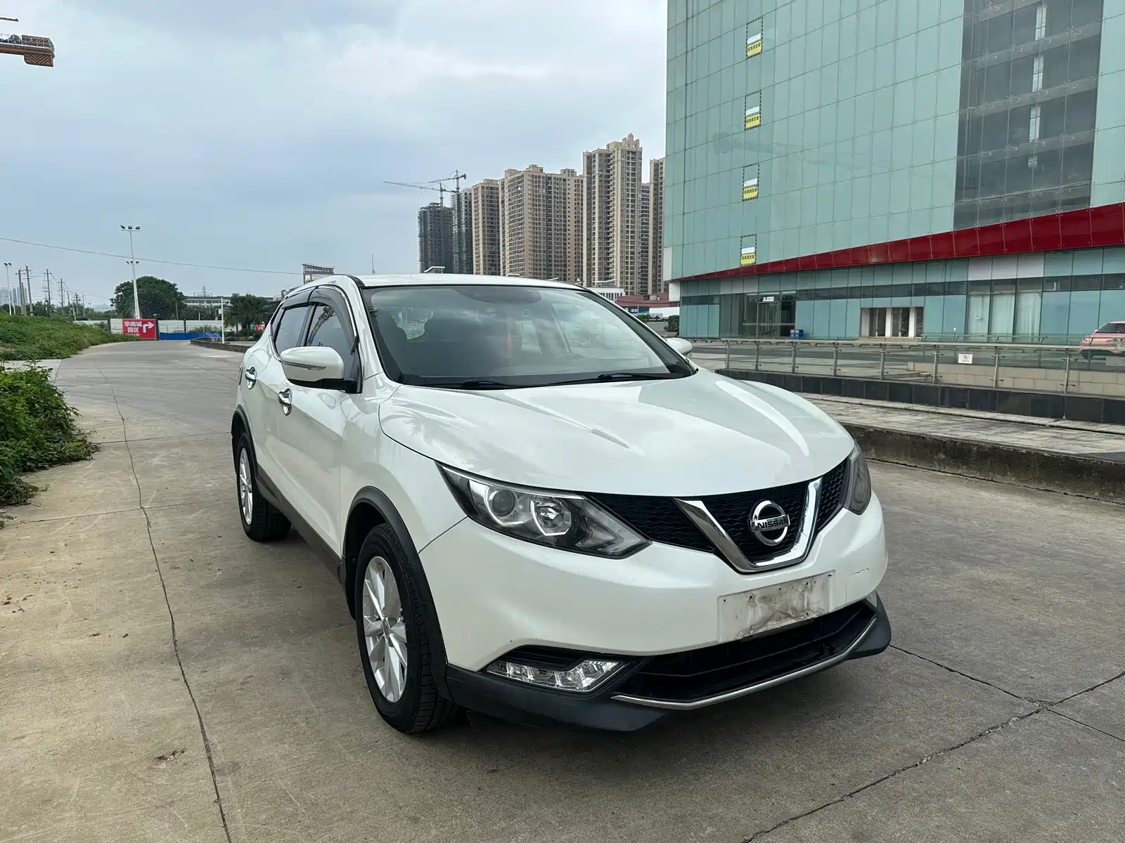 NISSAN QASHQAI 2016