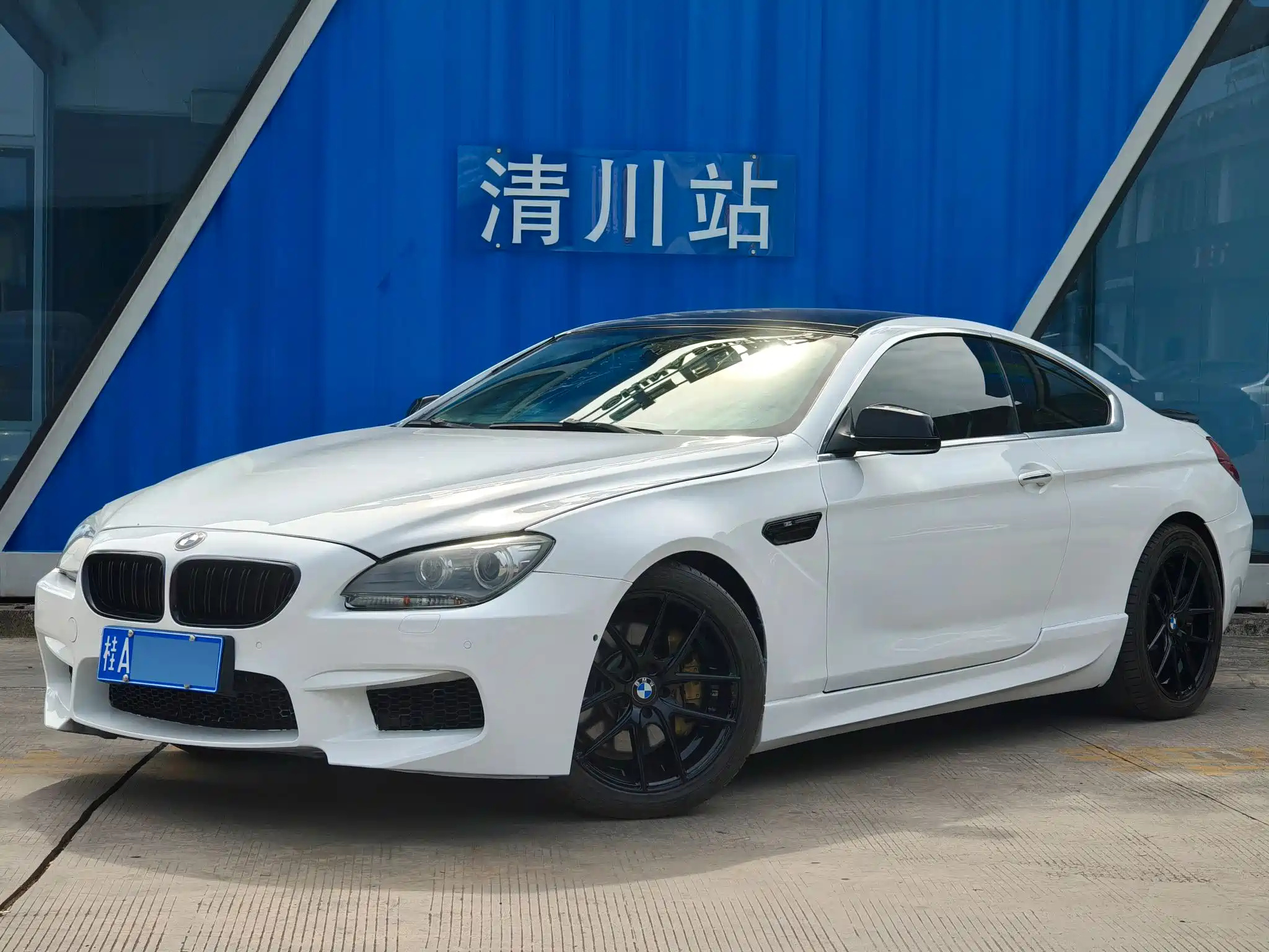 BMW 6-SERIES 2012