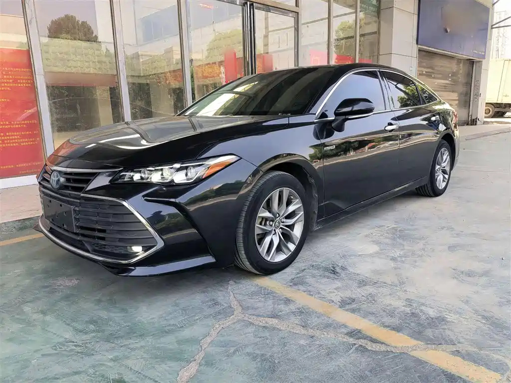 TOYOTA AVALON 2019