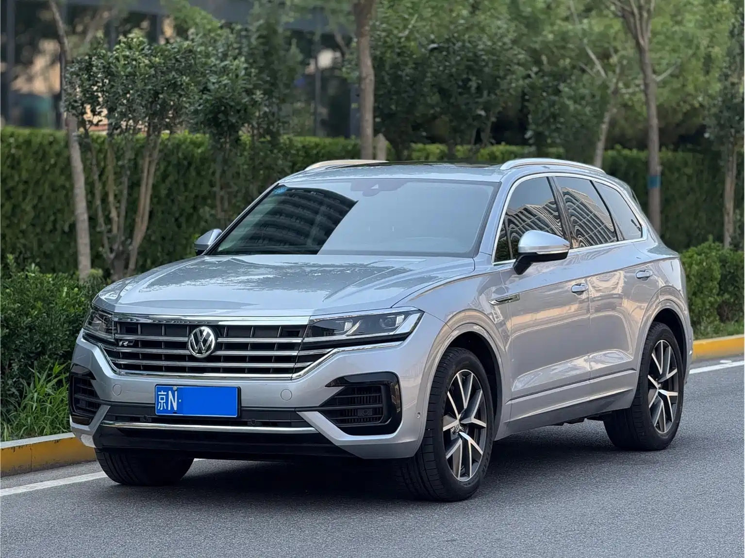 VOLKSWAGEN TOUAREG 2019