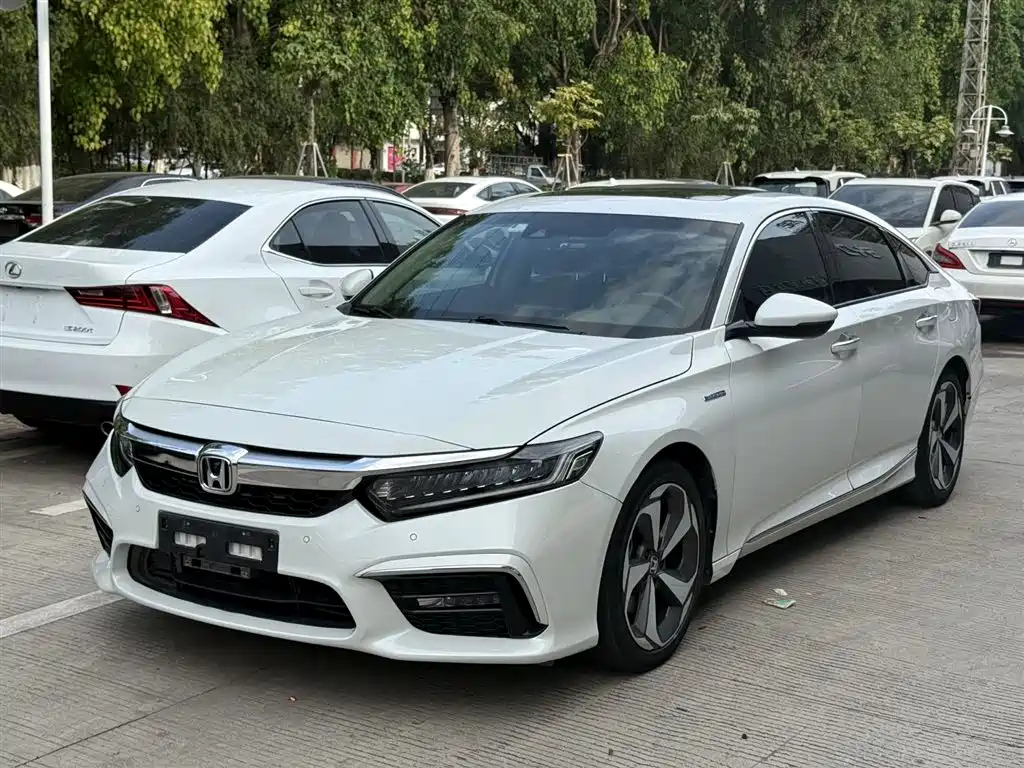 HONDA INSPIRE 2019