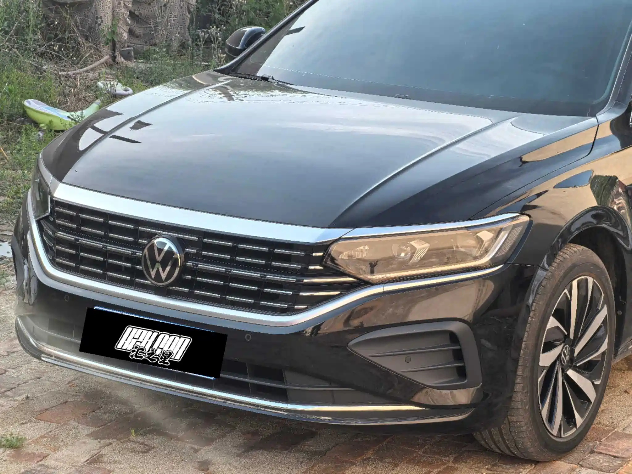 VOLKSWAGEN PASSAT 2024