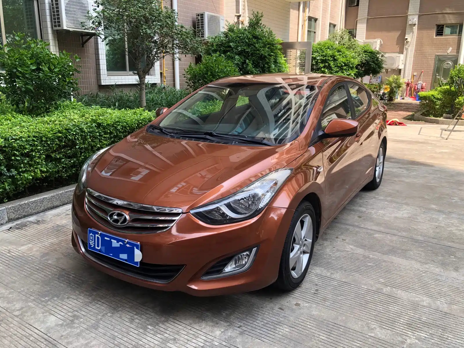 HYUNDAI ELANTRA 2015