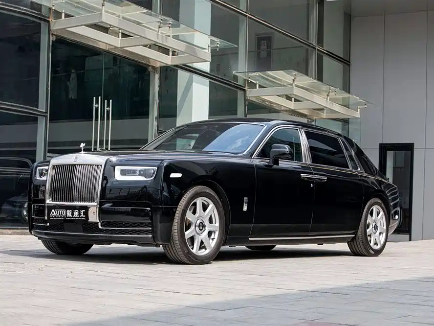 ROLLS ROYCE PHANTOM 2018