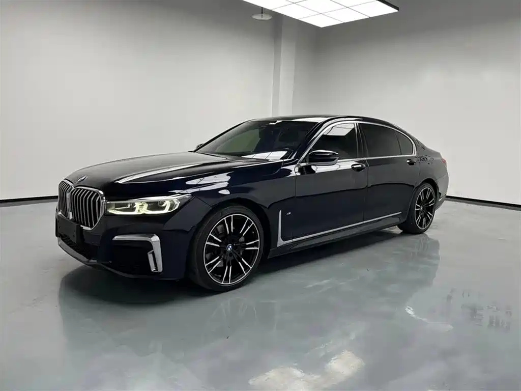 BMW 7-SERIES
