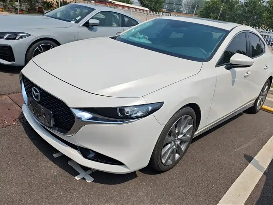 MAZDA 3 AXELA 2021