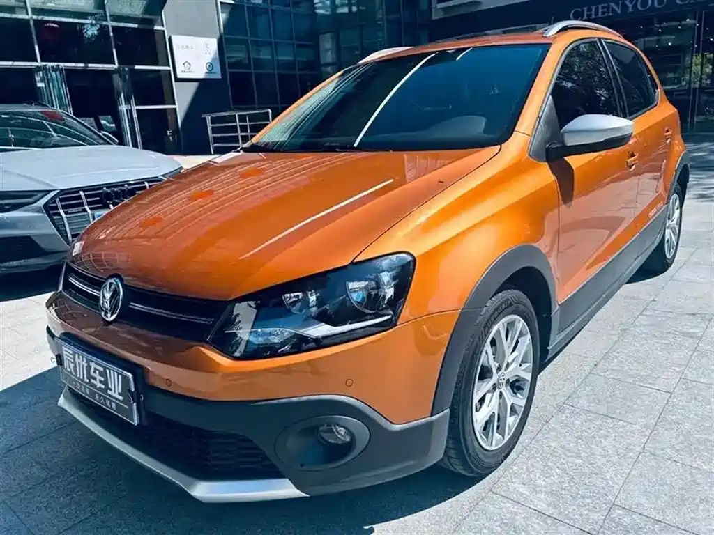 VOLKSWAGEN POLO 2018