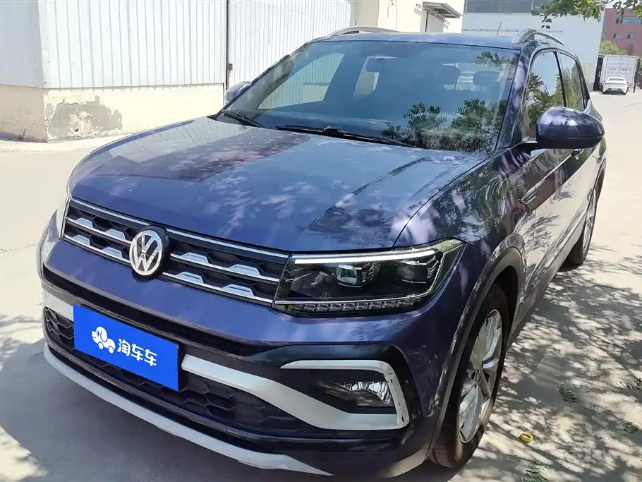 VOLKSWAGEN T-CROSS 2019