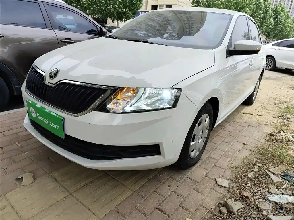 SKODA RAPID 2018