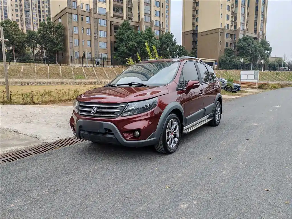DONGFENG JOYEAR X5 2016