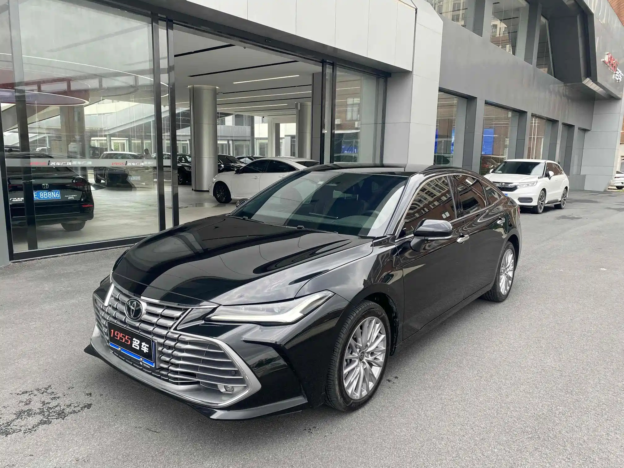 TOYOTA AVALON 2024