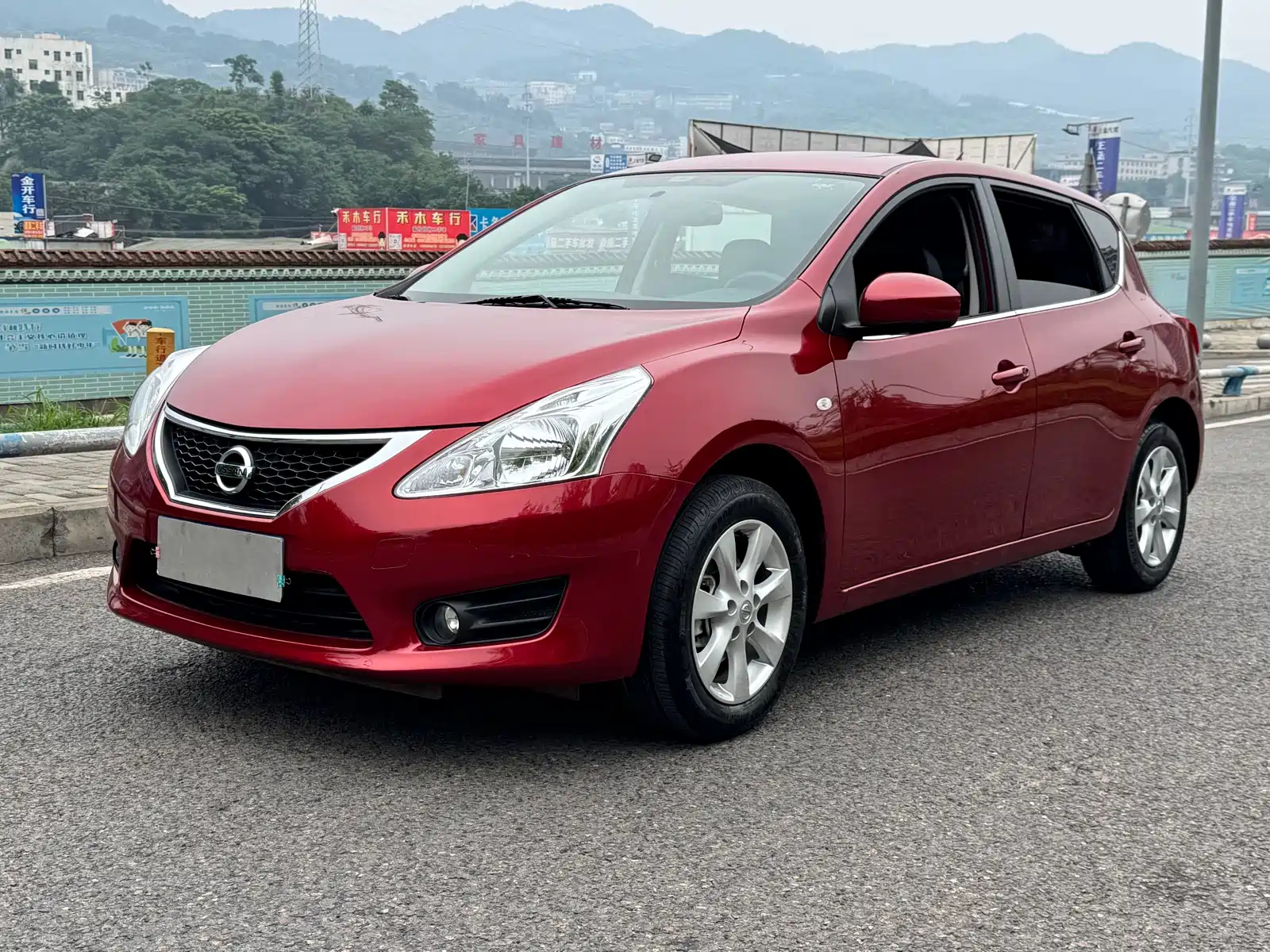 NISSAN TIIDA TIIDA 2014