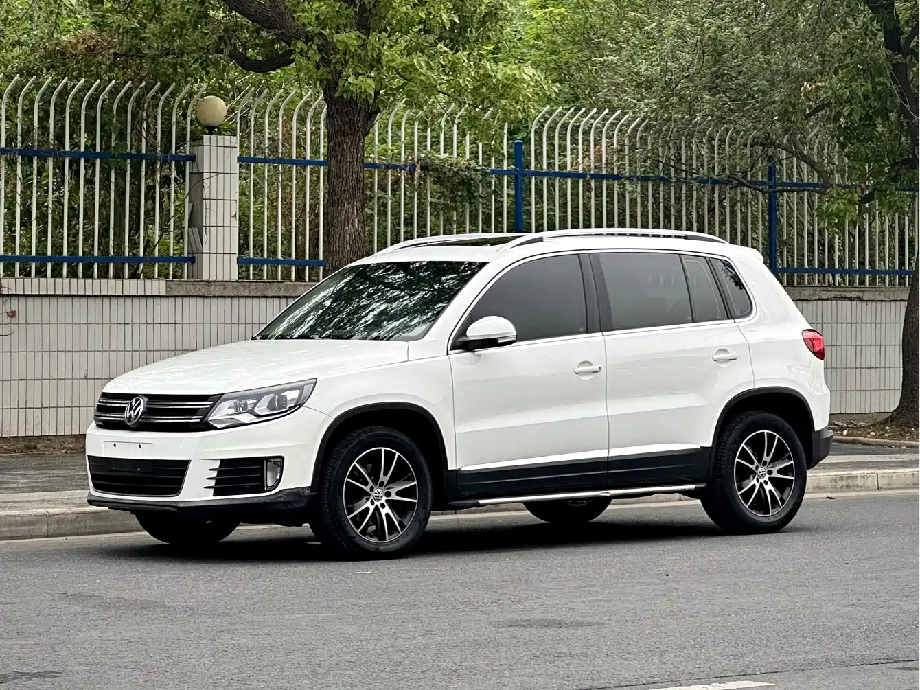 VOLKSWAGEN TIGUAN 2013