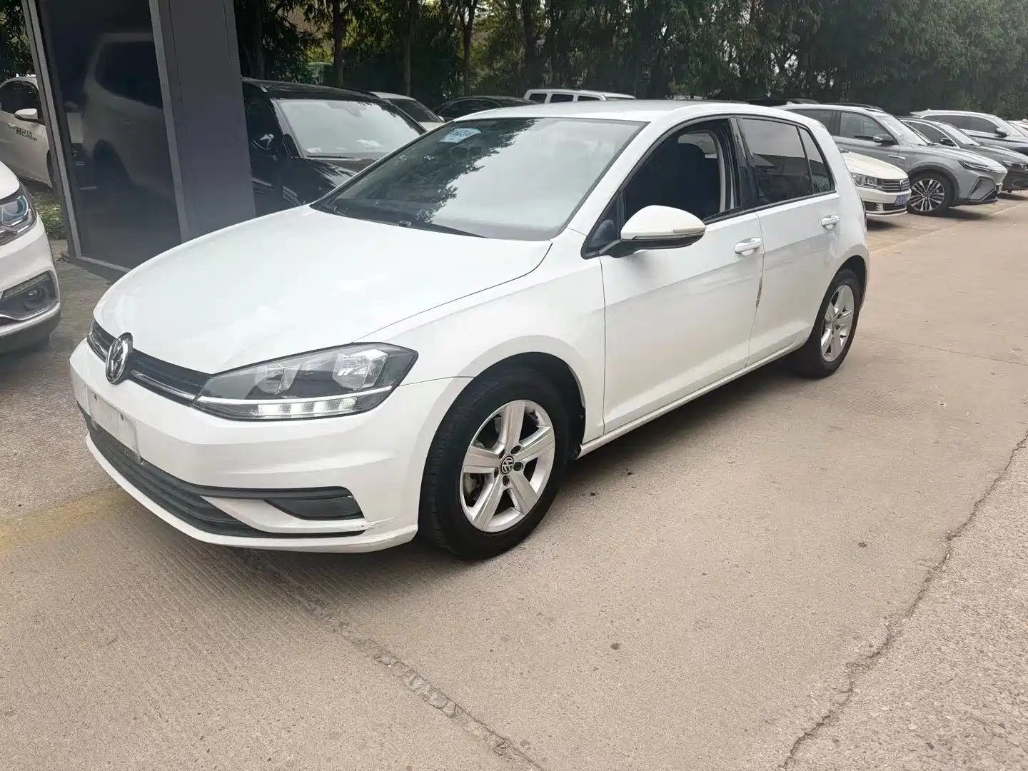 VOLKSWAGEN GOLF 2019
