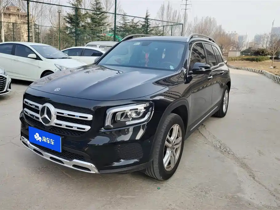 MERCEDES BENZ GLB 2023