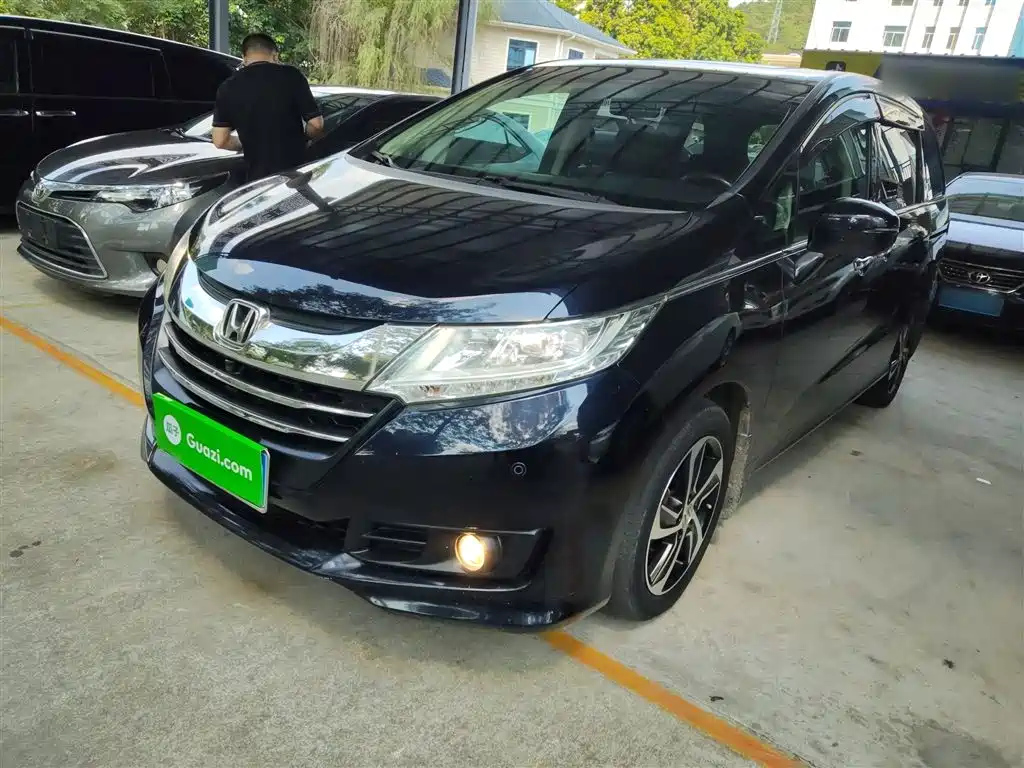 HONDA ODYSSEY 2015