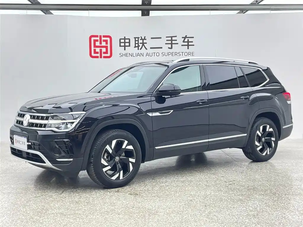 VOLKSWAGEN TOURAN 2022