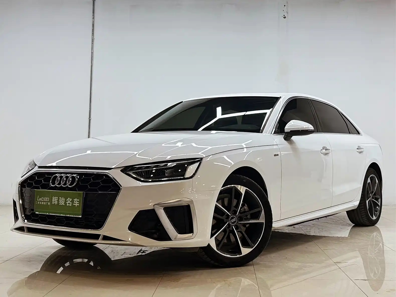 AUDI A4L 2022
