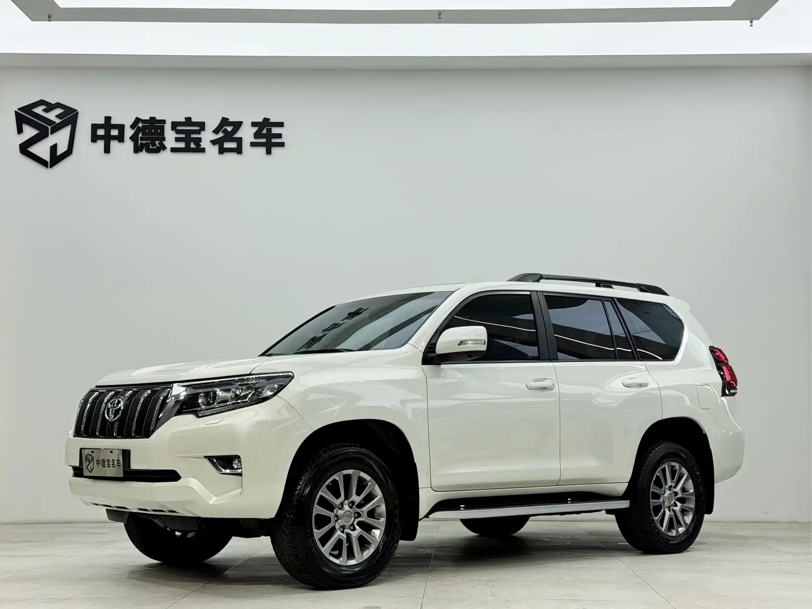 TOYOTA PRADO