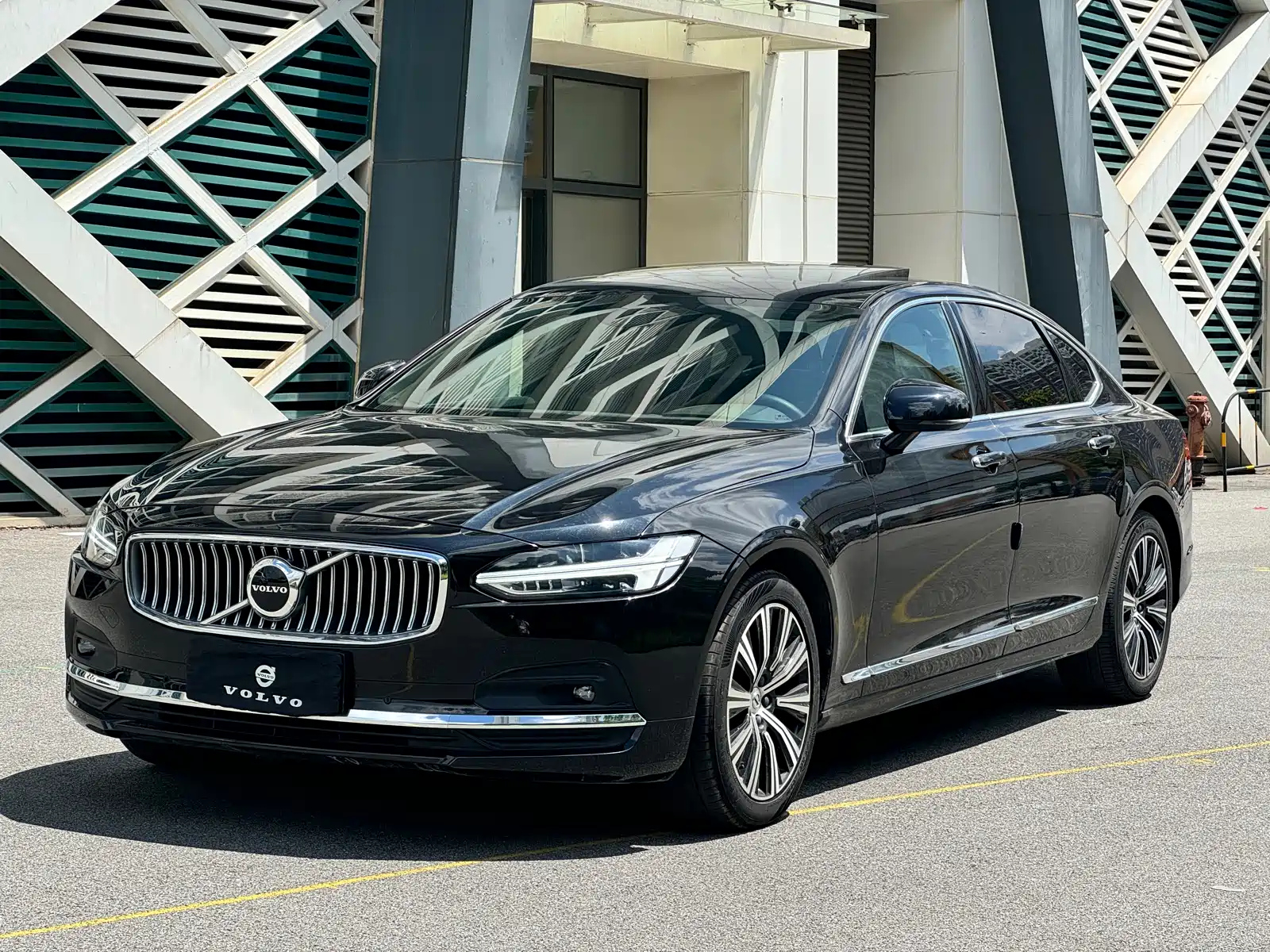 VOLVO S90 2021