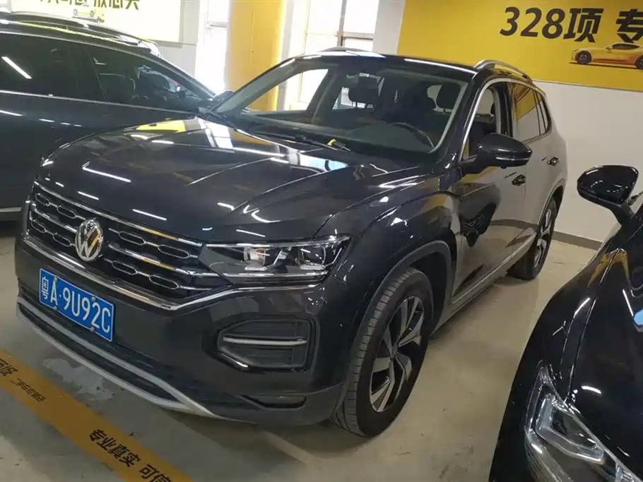 VOLKSWAGEN TAYRON 2019